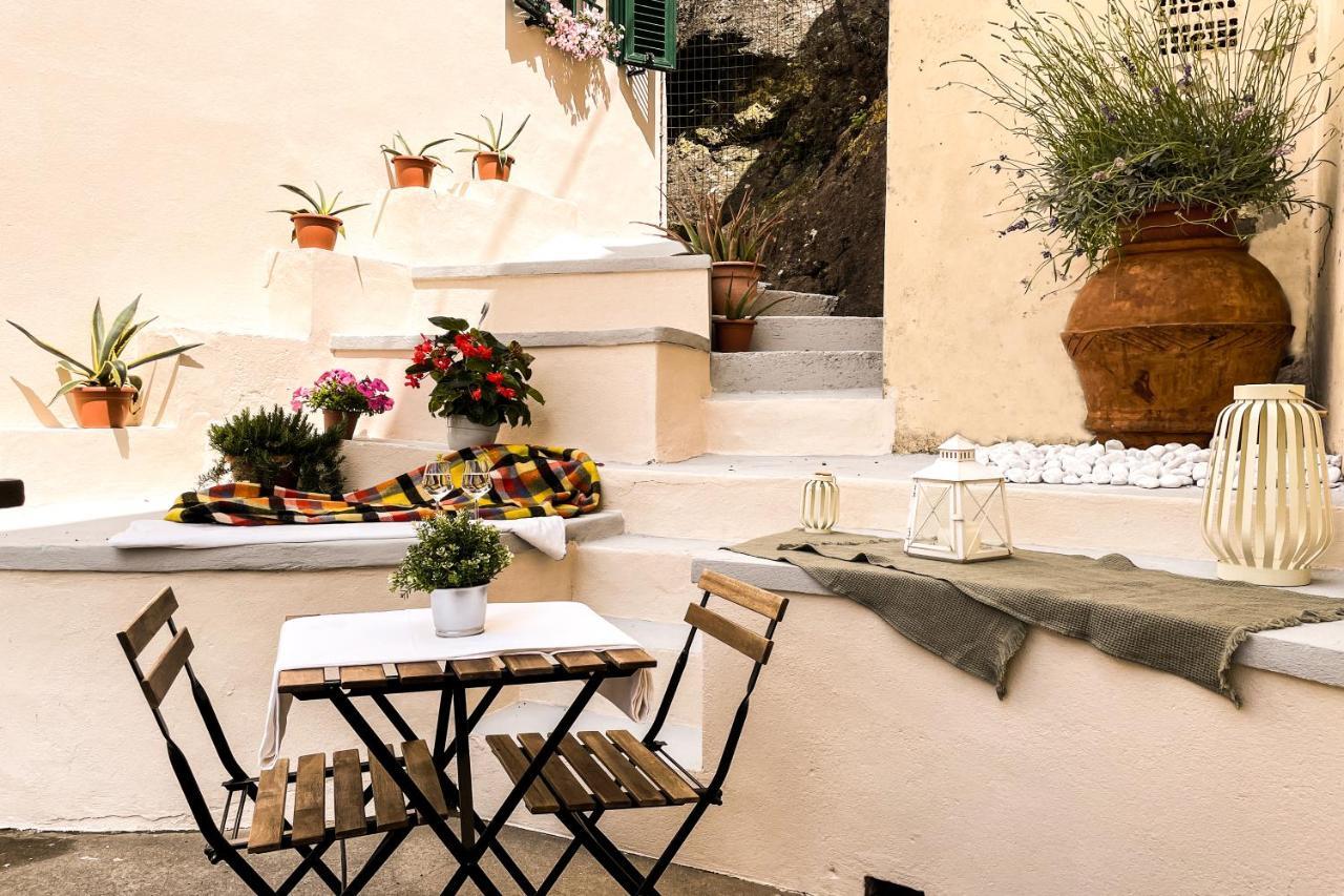Casa Storica Con Terrazzo Vila Castellina Marittima Exterior foto