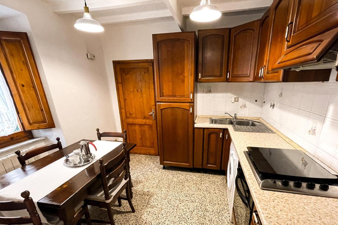 Casa Storica Con Terrazzo Vila Castellina Marittima Exterior foto